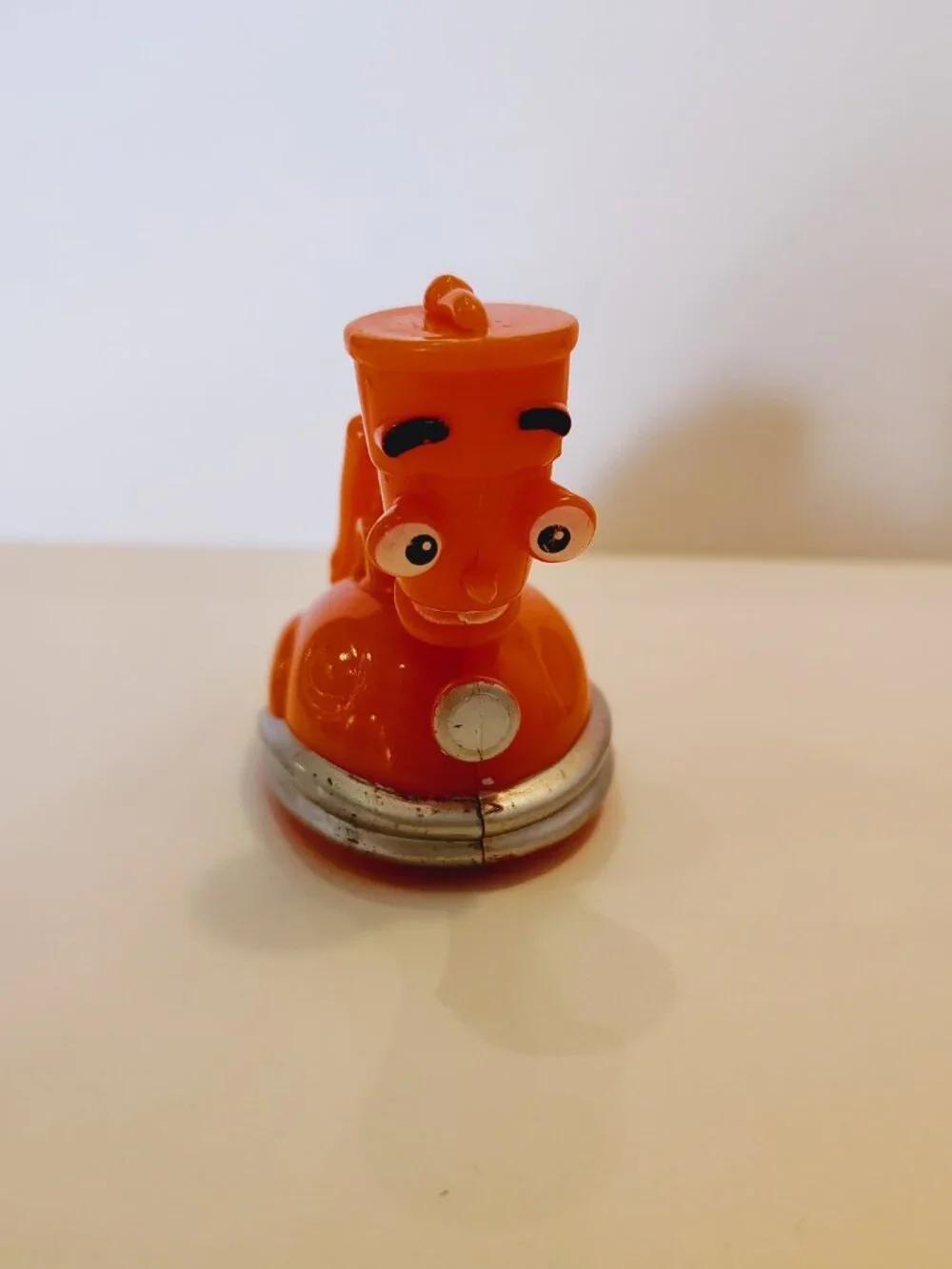 Kellogg's Robots Movie Lot Of 2 Crank Casey Madame Gasket Pull Back Action Toy